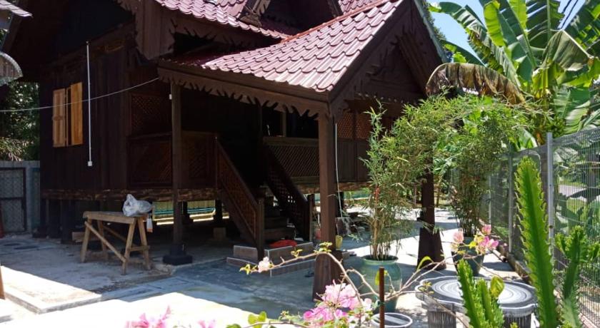 Anggerik Homestay photo