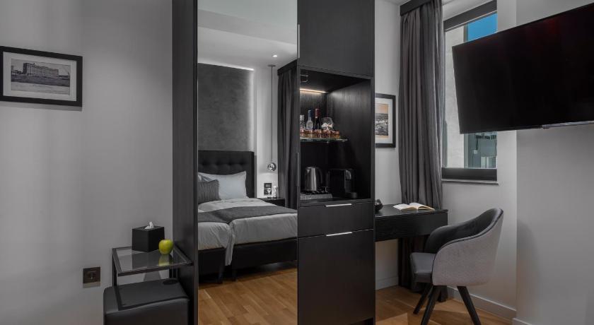 Image of Premium Double Room 3