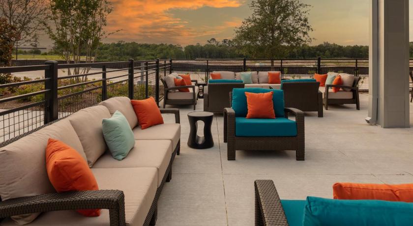 Hyatt House The Woodlands Shenandoah photo