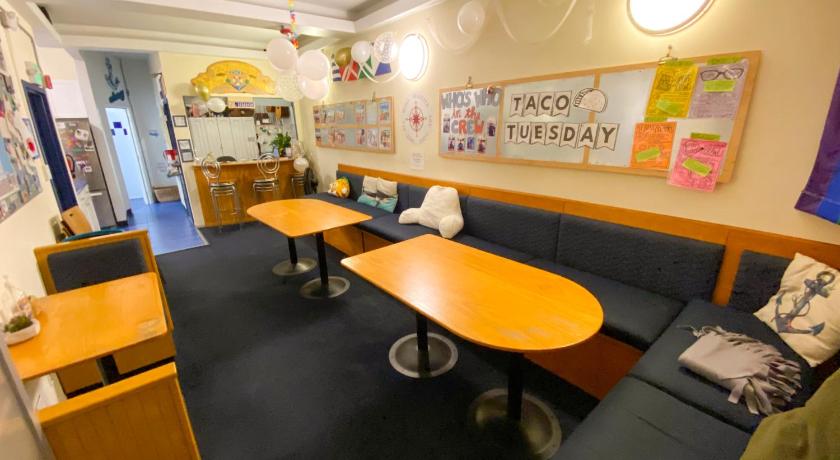Pacific Tradewinds Hostel - image 8