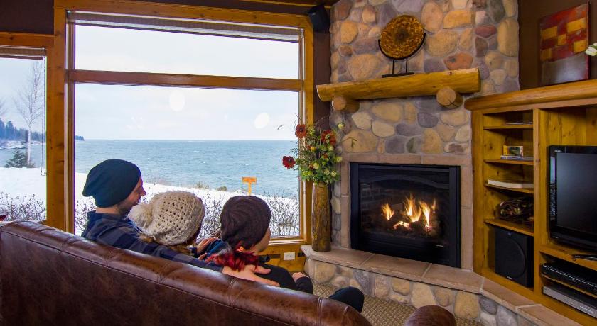 Grand Superior Lodge photo