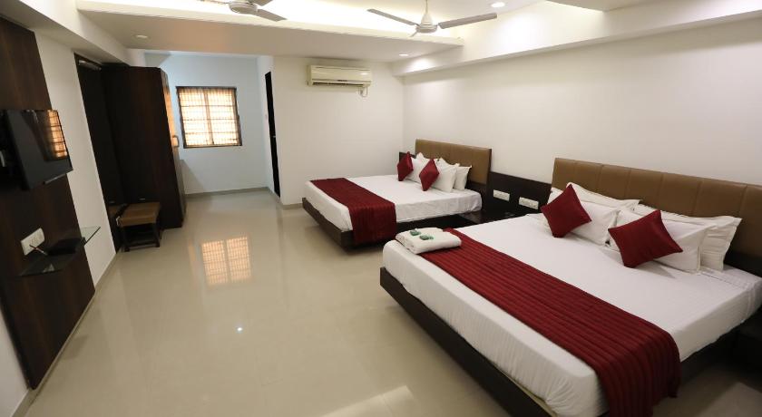 Hotel Shagun - Rooms & Banquet