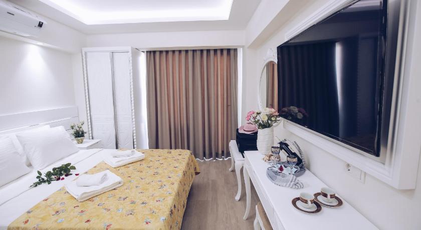 Princess Kinli Suites Hotel photo