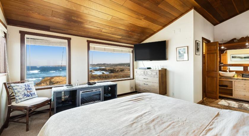 Sunset Cove photo