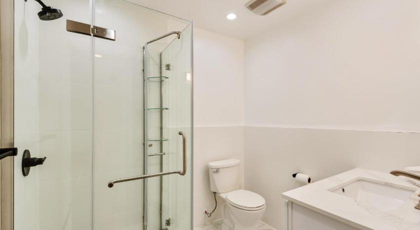 The Dreamers Penthouse-Funky 3BD in Center City photo