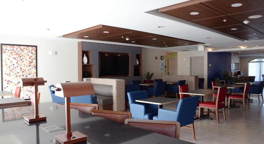 Holiday Inn Express Hotel & Suites Mount Juliet - Nashville Area photo