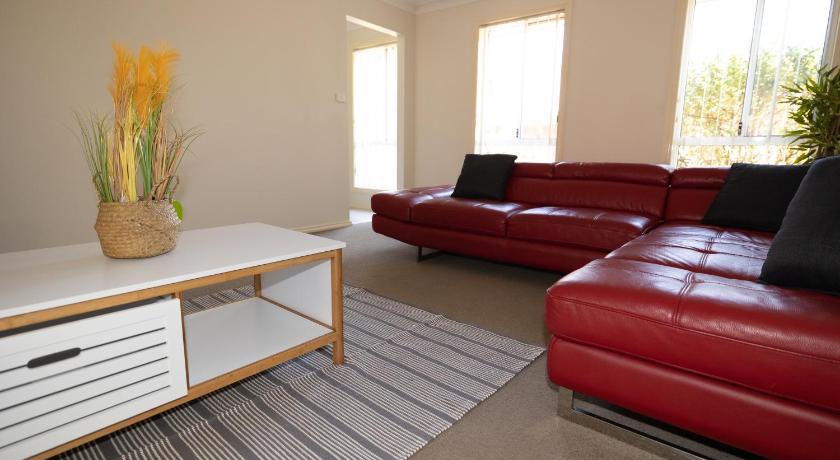 Wagga Apartments #8 photo