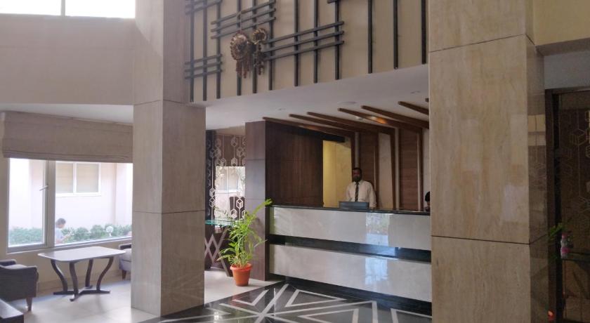 HOTEL NILADRI PREMIUM