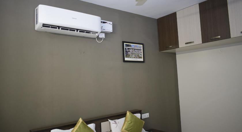 Viswa Residency By Azalea photo