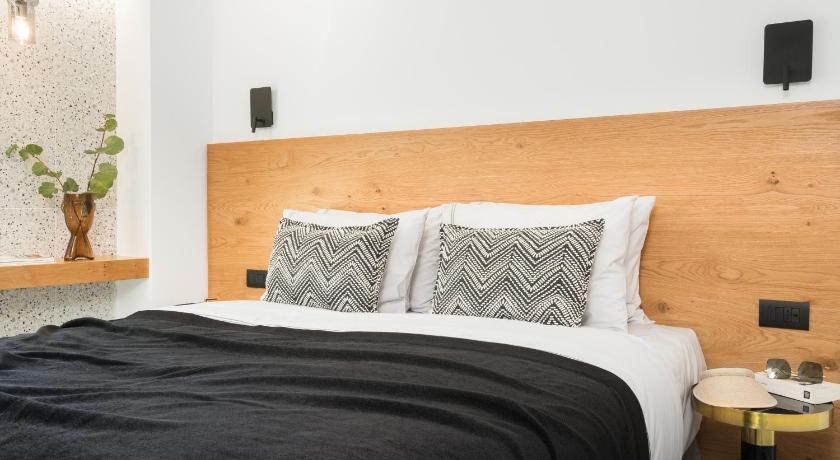 11 Enteka Acropolis Suites photo