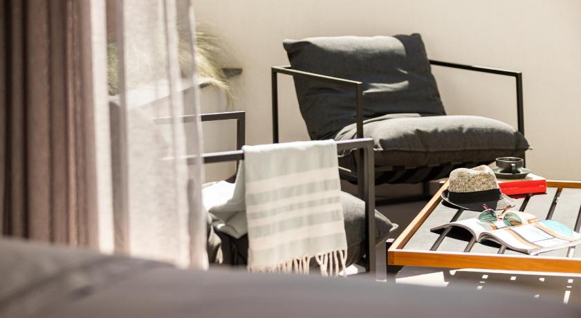 11 Enteka Acropolis Suites photo