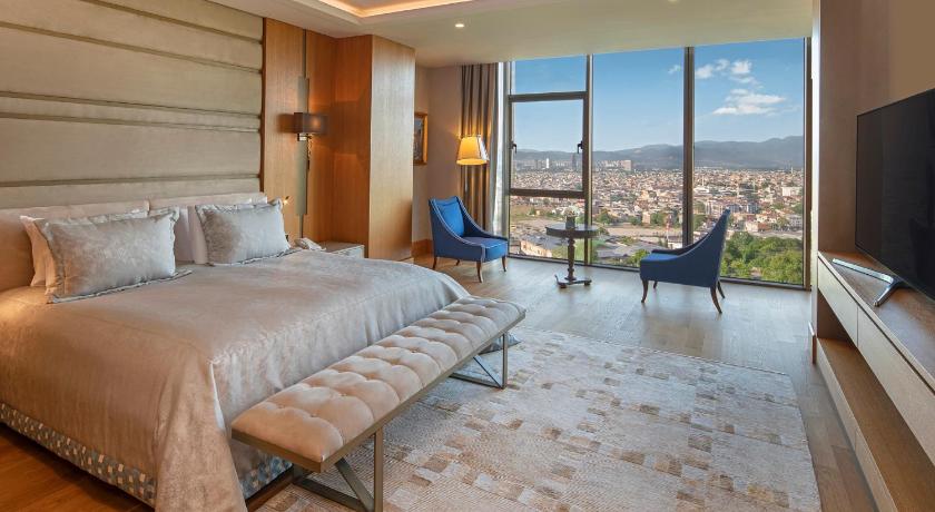 Mercure Bursa The Plaza Thermal & Spa Hotel - image 7