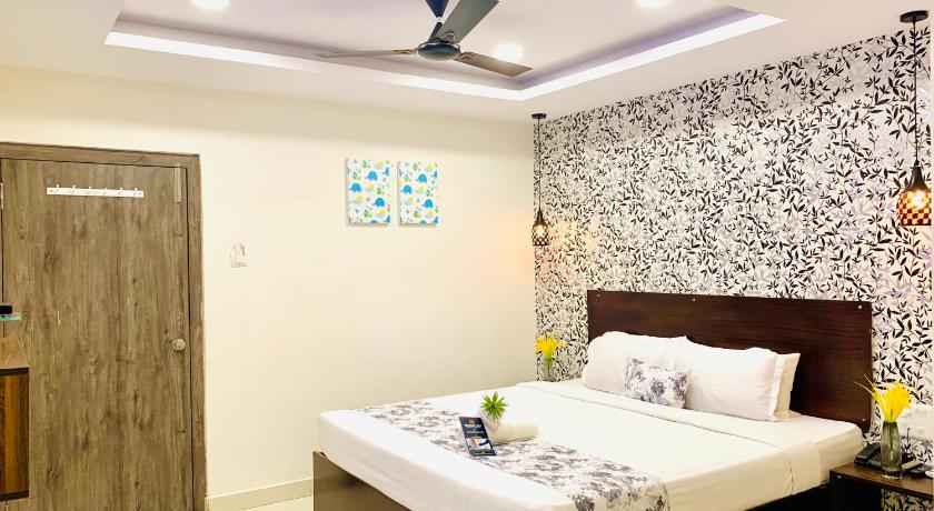 Hotel oak by signature airport zone hyderabad
