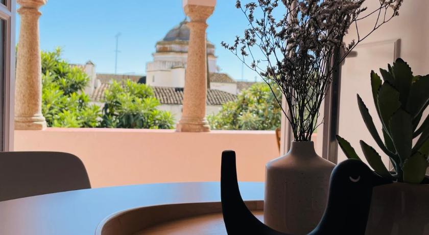 エヴォラ Casa Soure Suites and Apartments 4つ星 ホテル 施設