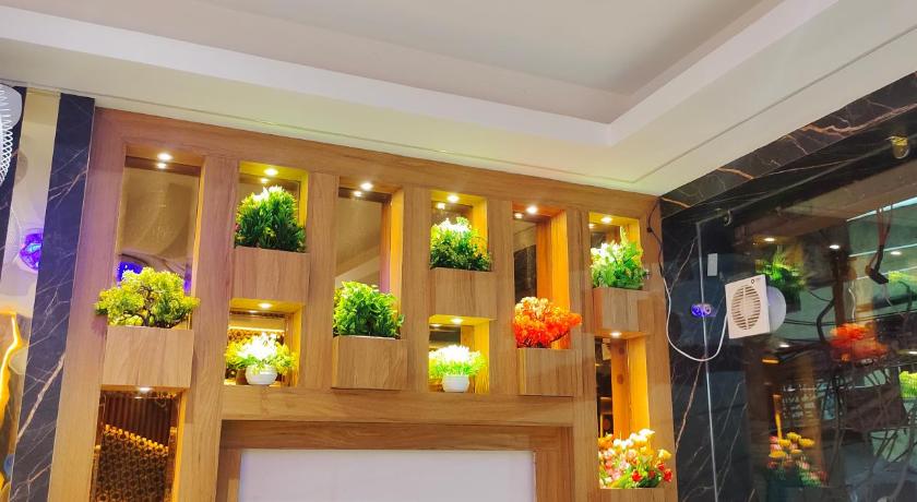 Hotel Golden Crown photo