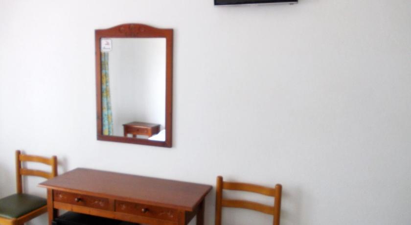 Immagine di Camera Doppia con Letti Singoli con Vista Interno (Twin Room with inside view) 2