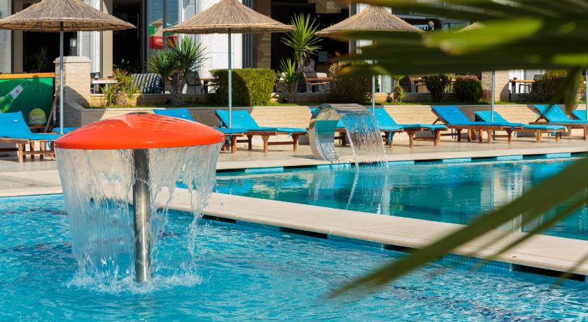 Kraal Hotel Vlore — Hotel in Vlora