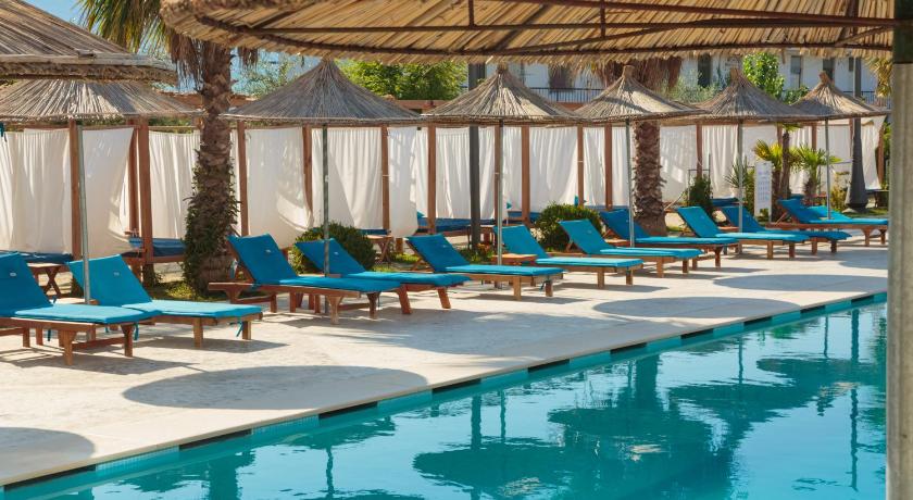 Kraal Hotel Vlore photo