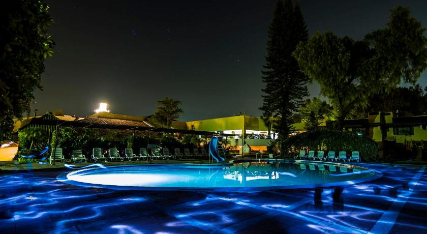 Hotel Soleil La Antigua photo