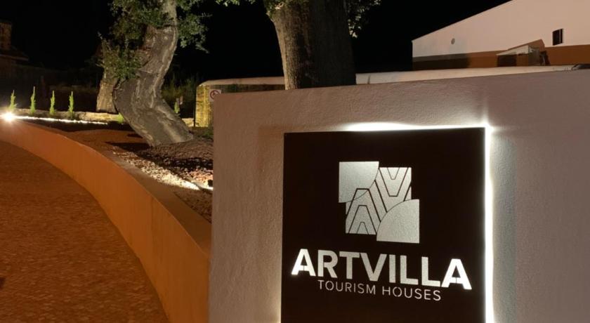 Castanheira de Pera Artvilla Tourism Houses 5-Star Guesthouse view