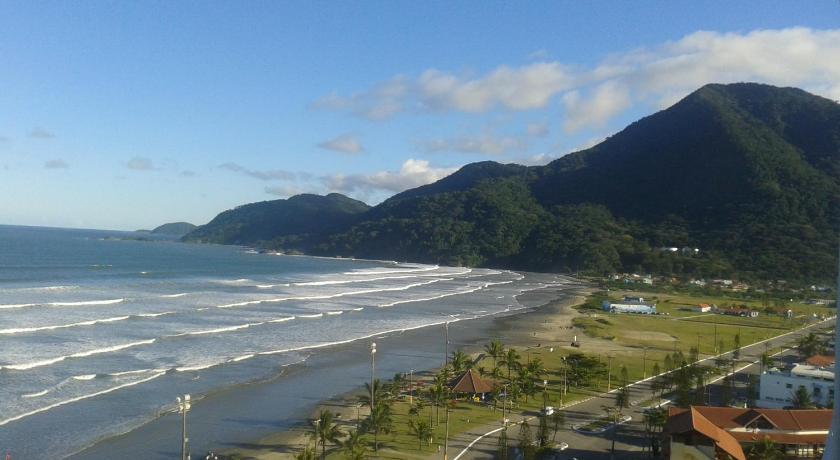 Apto frente ao mar — Hotel in Peruíbe