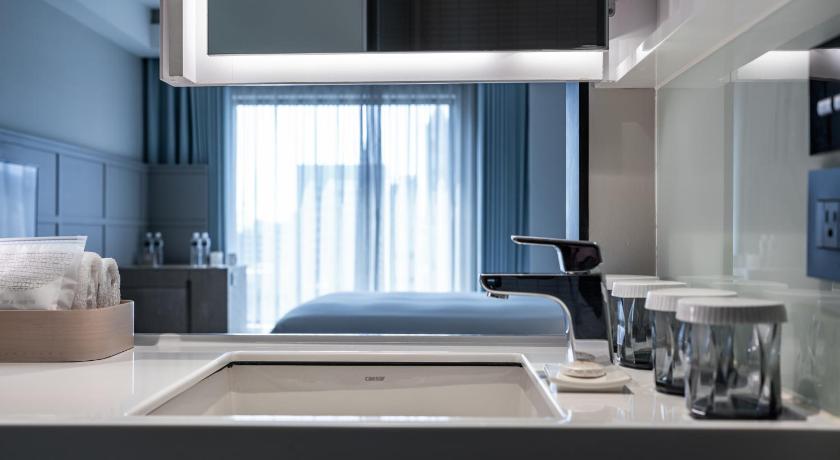 Image of Standard Quadruple Room 1