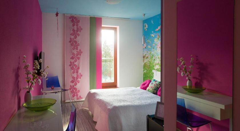 Image of Classic Double Room 5