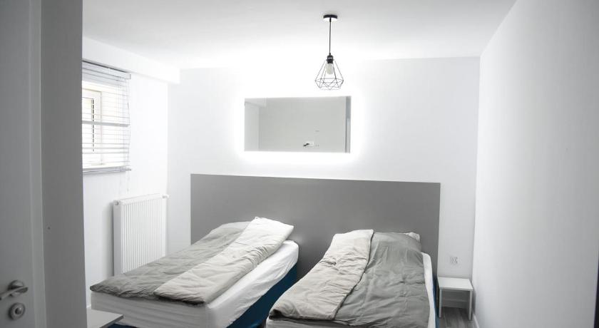 KOMFORT SUTERENA photo