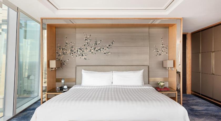 Image of Premier Shard Room King 3