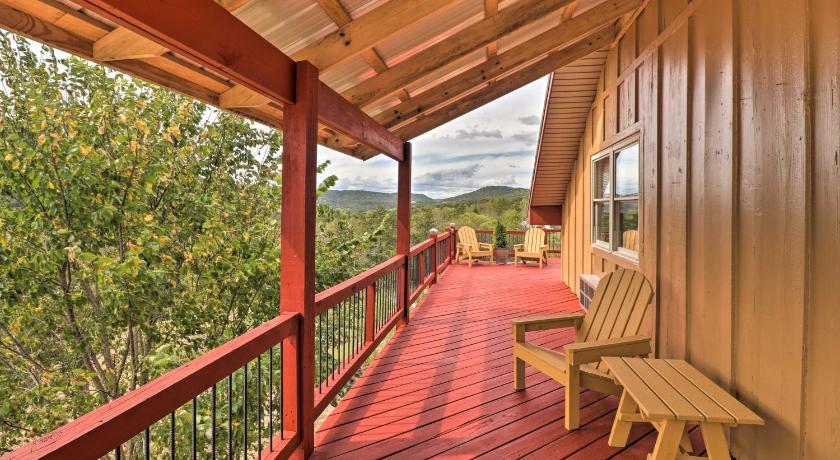 Updated Mtn View Studio with Loft - Near River! photo
