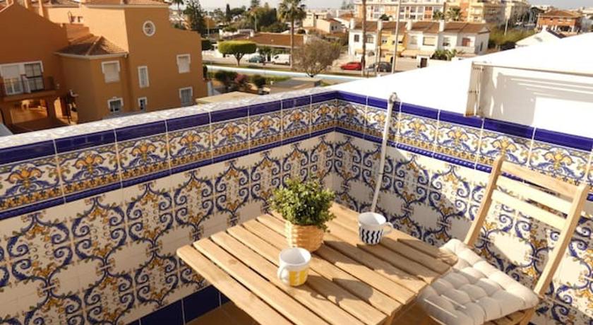 Top Floor (Atico) Apartment Close to Beach