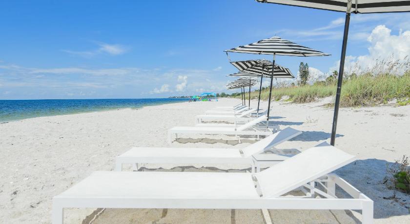 Casey Key Resorts - Beachfront