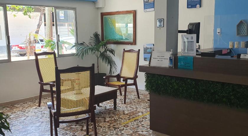 Hotel El Faro Malecon photo
