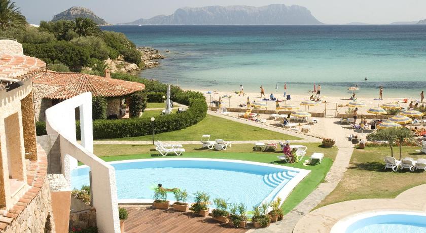 Hotel Resort & Spa Baia Caddinas