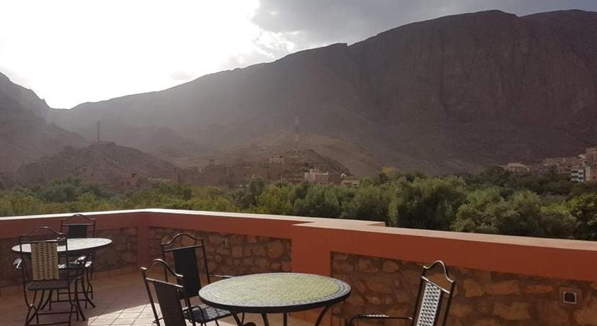 ティンギル Auberge Restaurant Fatihi Freres 3つ星 ゲストハウス ロビー