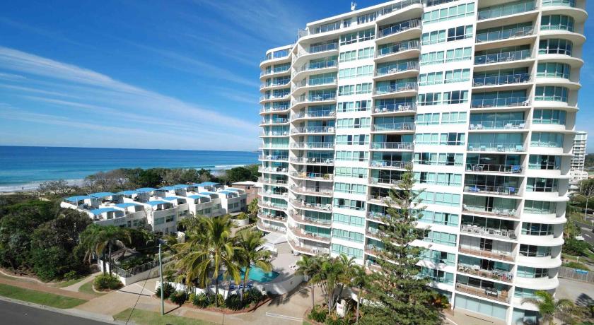 Chateau Royale Beach Resort photo