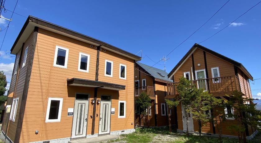 NinjaArt Furano Cottage — Hotel in Furano