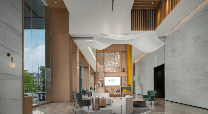 Holiday Inn Luzhou Longjian photo