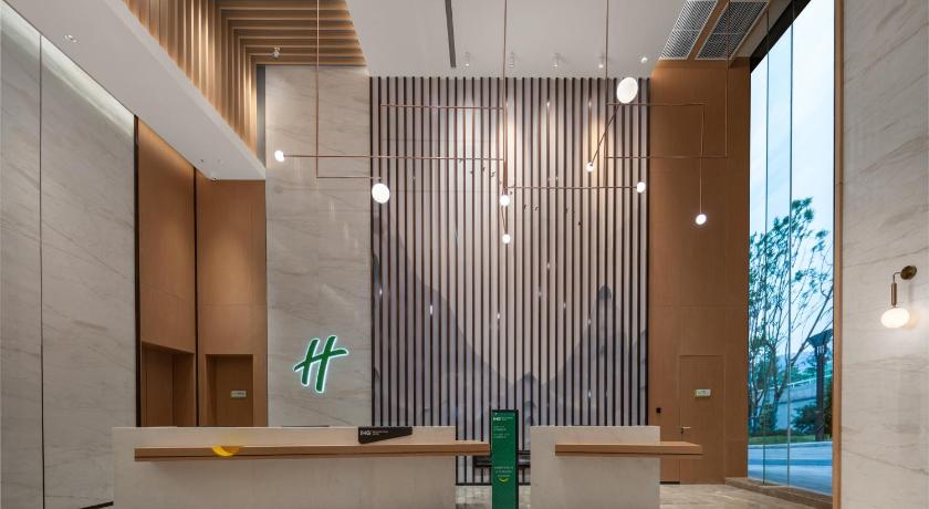 Holiday Inn Luzhou Longjian photo