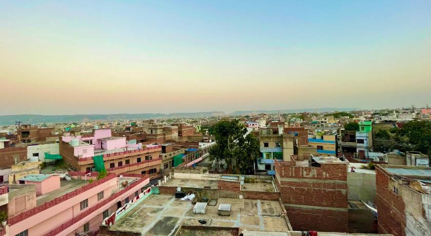 Nahargarh Palace Hotel