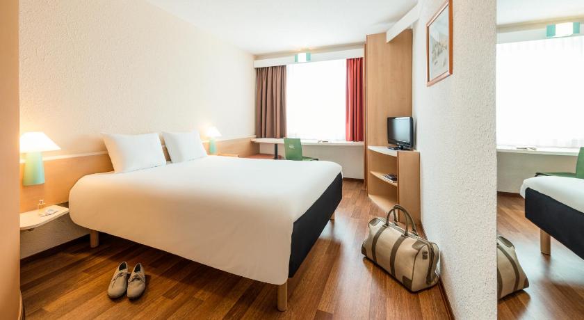 ガルヒング・バイ・ミュンヘン ibis Muenchen Garching 3つ星 ホテル スイート