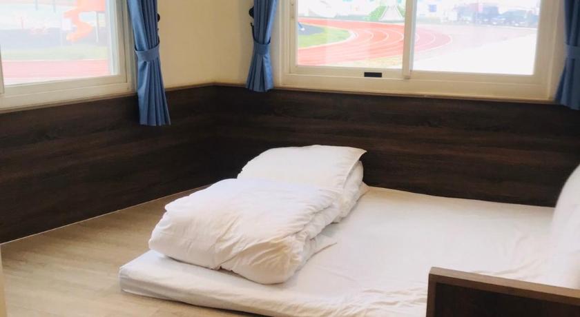 Image of Classic Quadruple Room 3