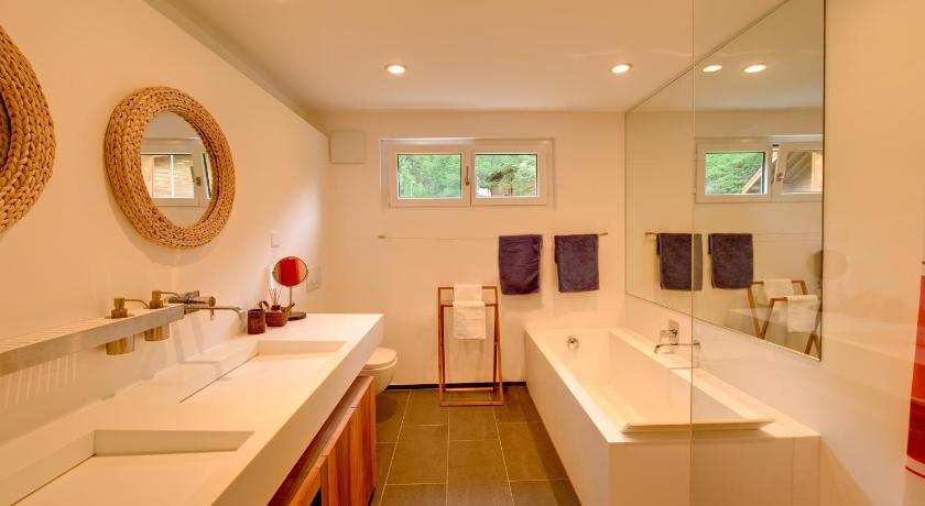 Apartment Windward photo