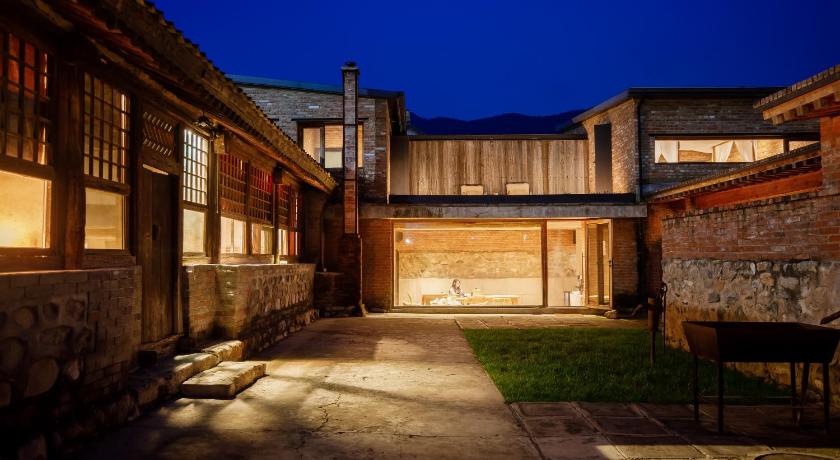 CMYK Stoneyards by the Great Wall — Hotel in Beijing