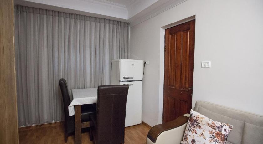 Image of Family Room with Bath 5