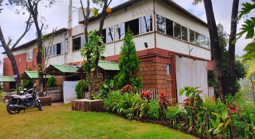 NANDANVAN TENT & RESORT TAPOLA photo