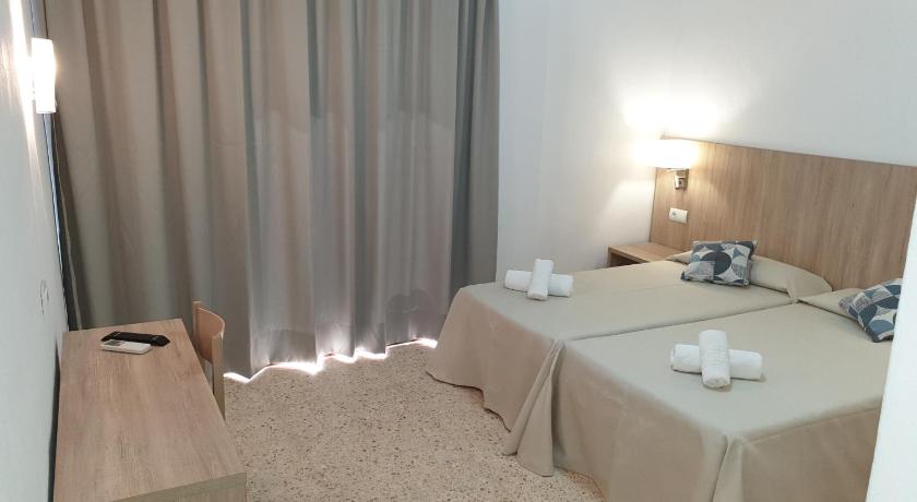 Hostal Mayol photo