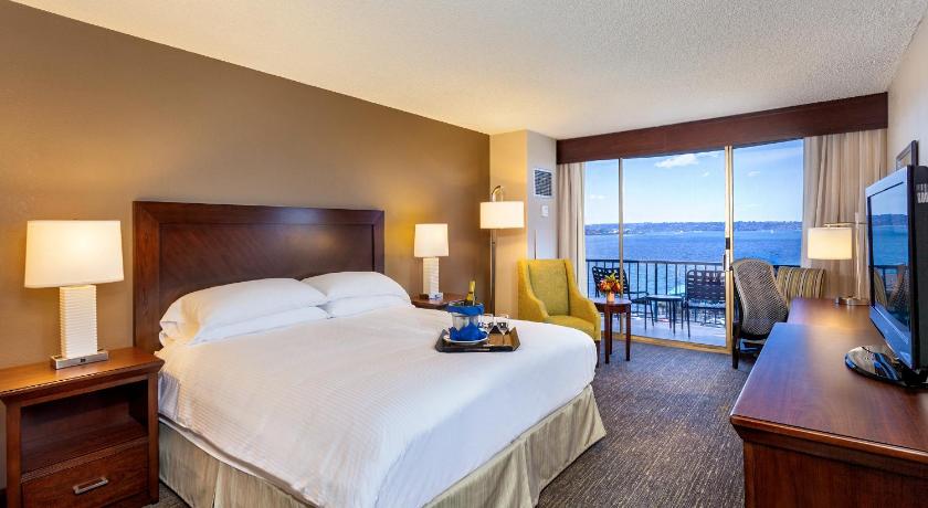 Image of 1 Bedroom Suite with 1 King 4