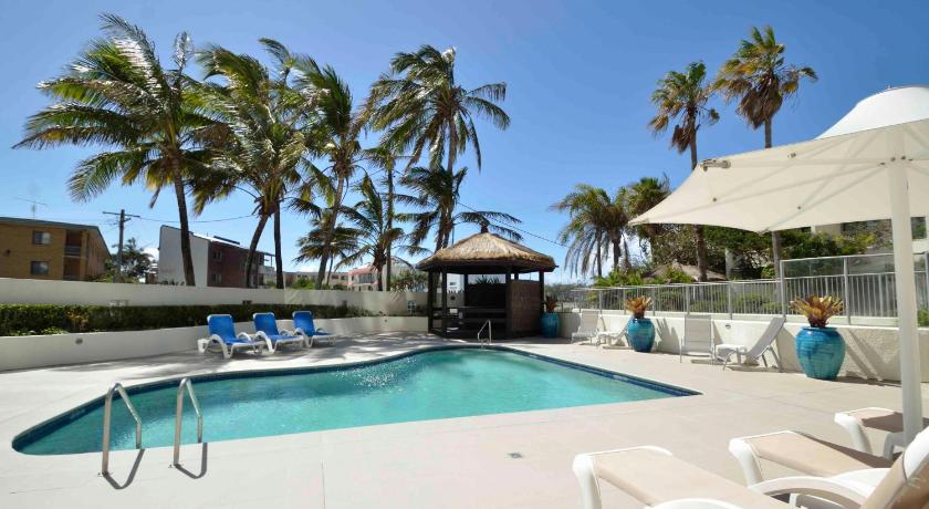 Chateau Royale Beach Resort photo