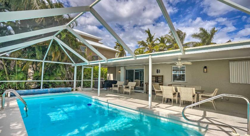 Naples Isle of Capri Home with Canalfront Space photo